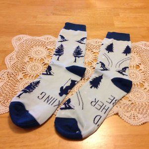 Ladie's new "I'd Rather Be Skiing" socks